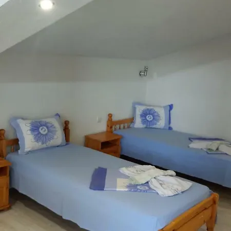 Family Ivanovi Πανσιόν Banya (Plovdiv)